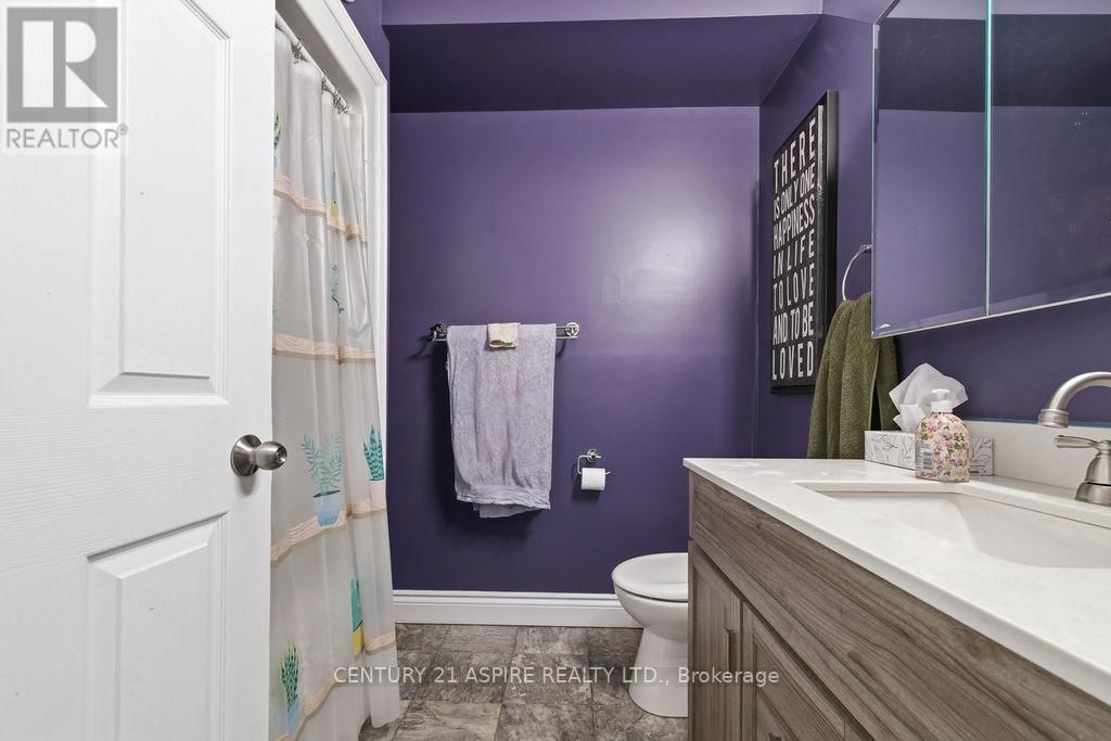 3 IRMA STREET Image 29