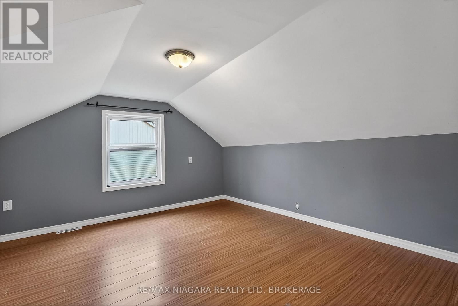 4284 FLY ROAD Image 15