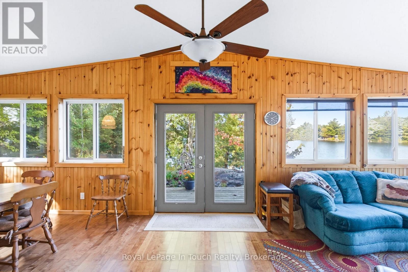 2 IS 190 ISLAND Image 26