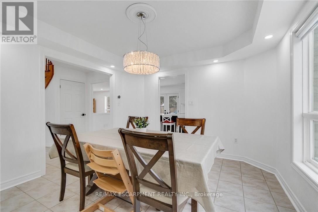 191 HAWKSWOOD TRAIL Image 14