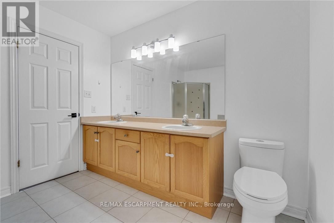 191 HAWKSWOOD TRAIL Image 33