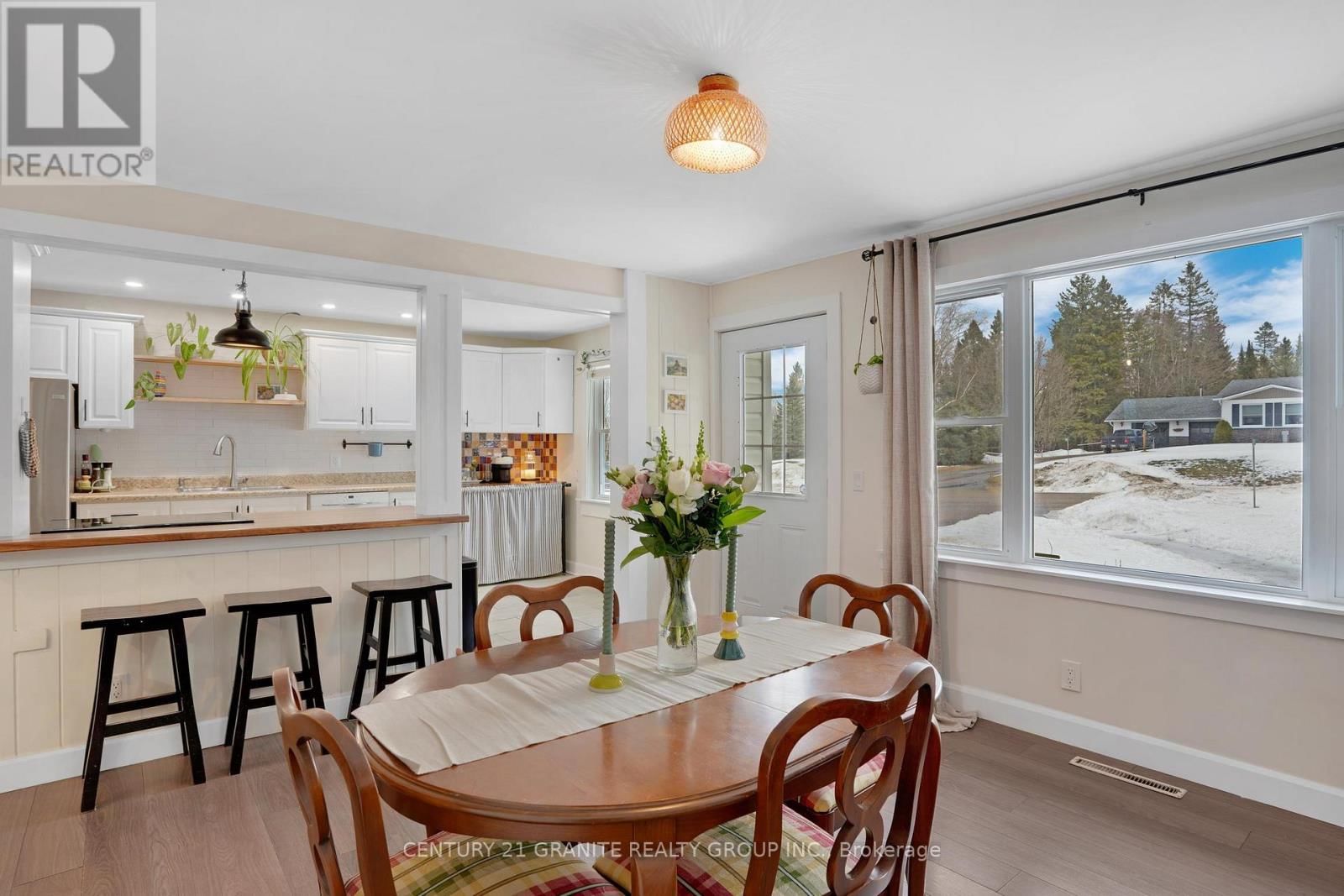 80 PARADISE ROAD Image 13