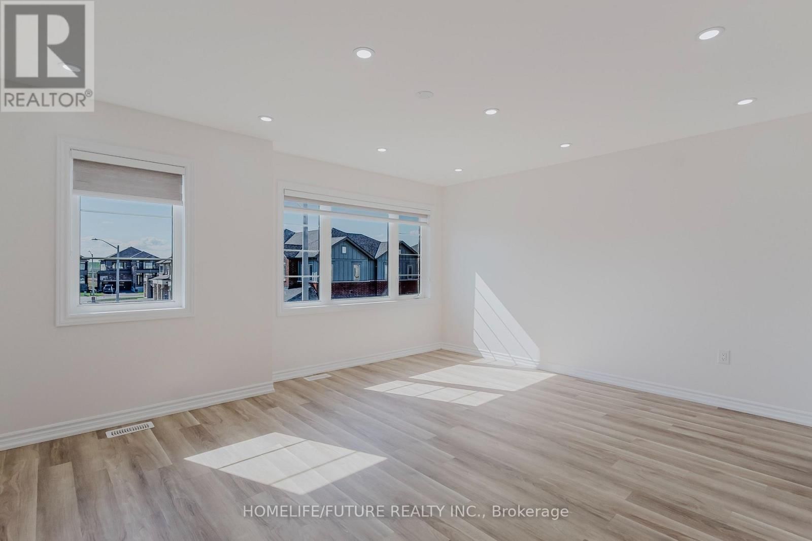 114 SHOREVIEW DRIVE Image 24