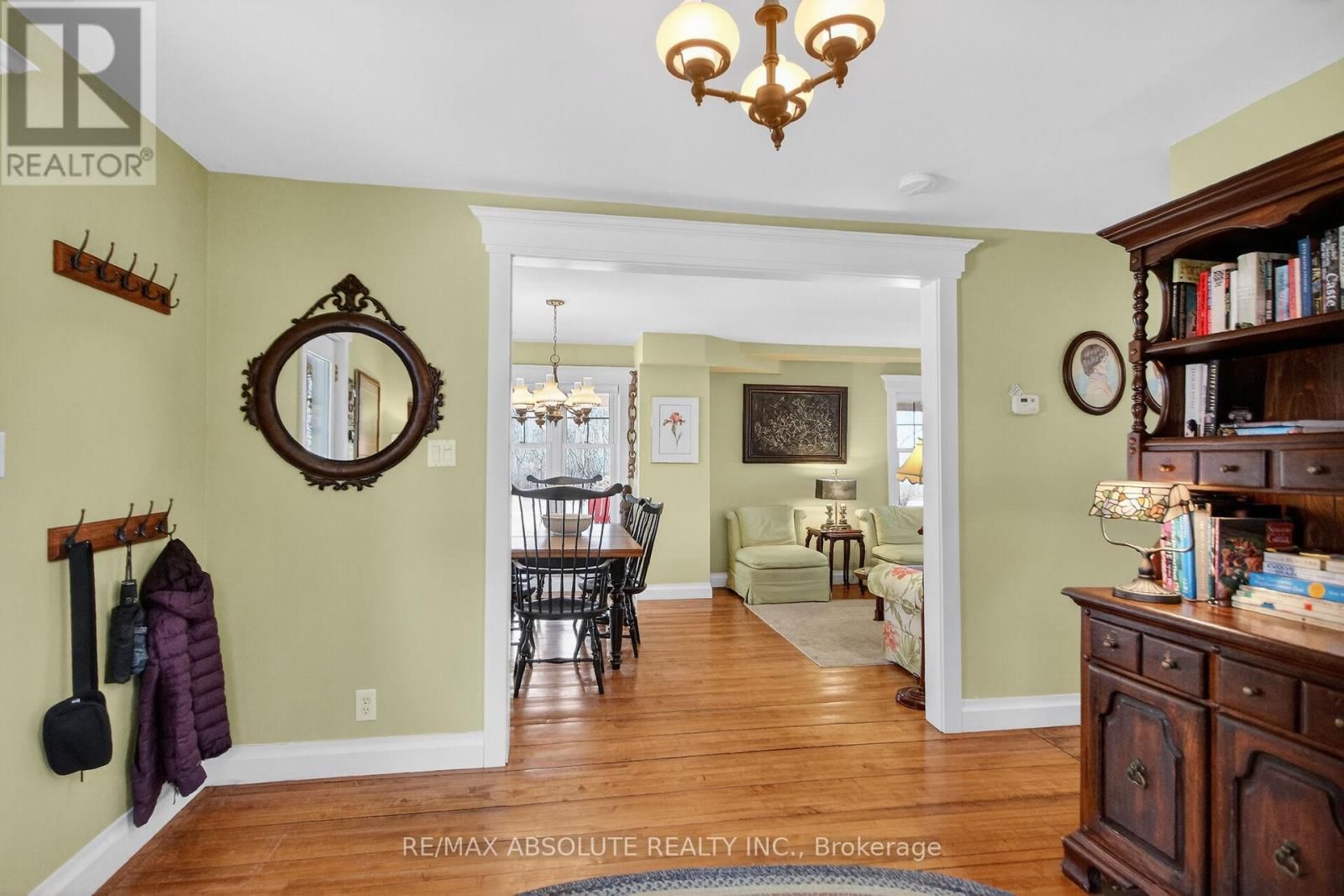 689 RIDEAU RIVER ROAD Image 25