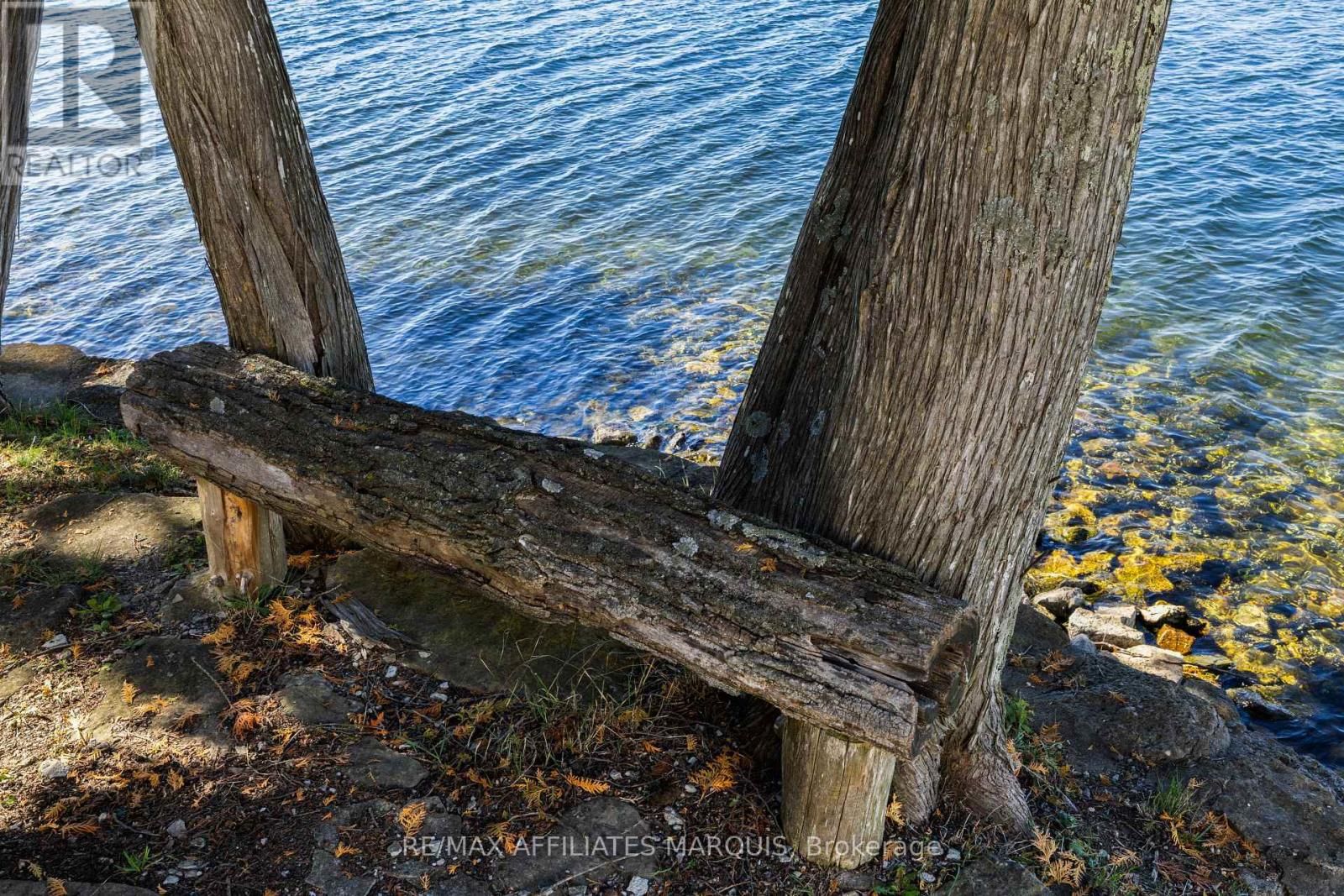 6 R9 (RIDEAU FERRY) ROAD Image 31