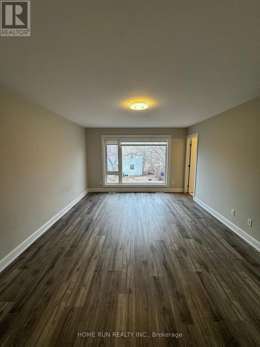 902 - A PINECREST ROAD Image 22