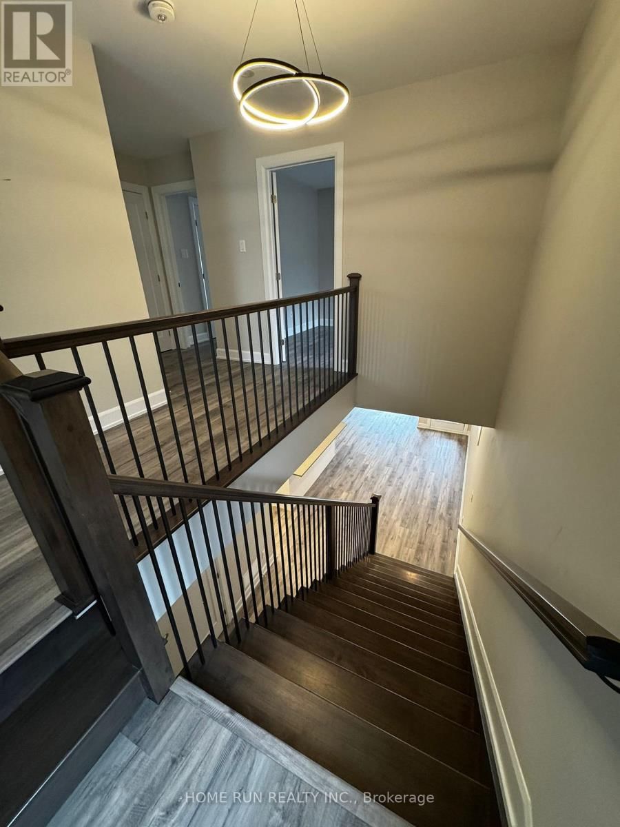 902 - A PINECREST ROAD Image 38