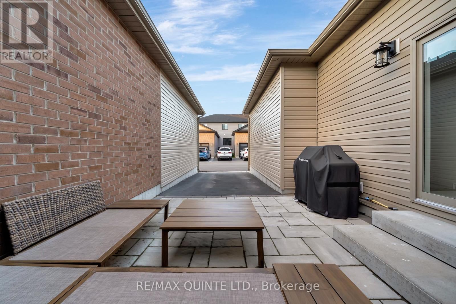 63 ATHABASKA DRIVE Image 42