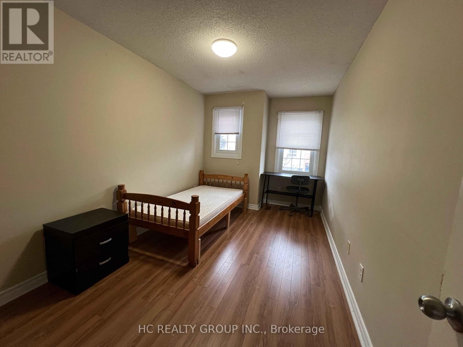 27 - 1570 RICHMOND STREET Image 8