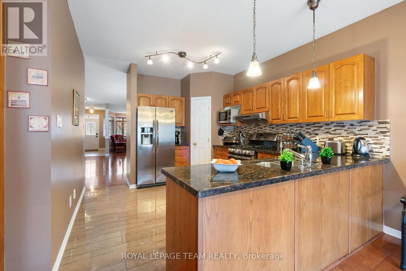 2180 VALIN STREET Image 16