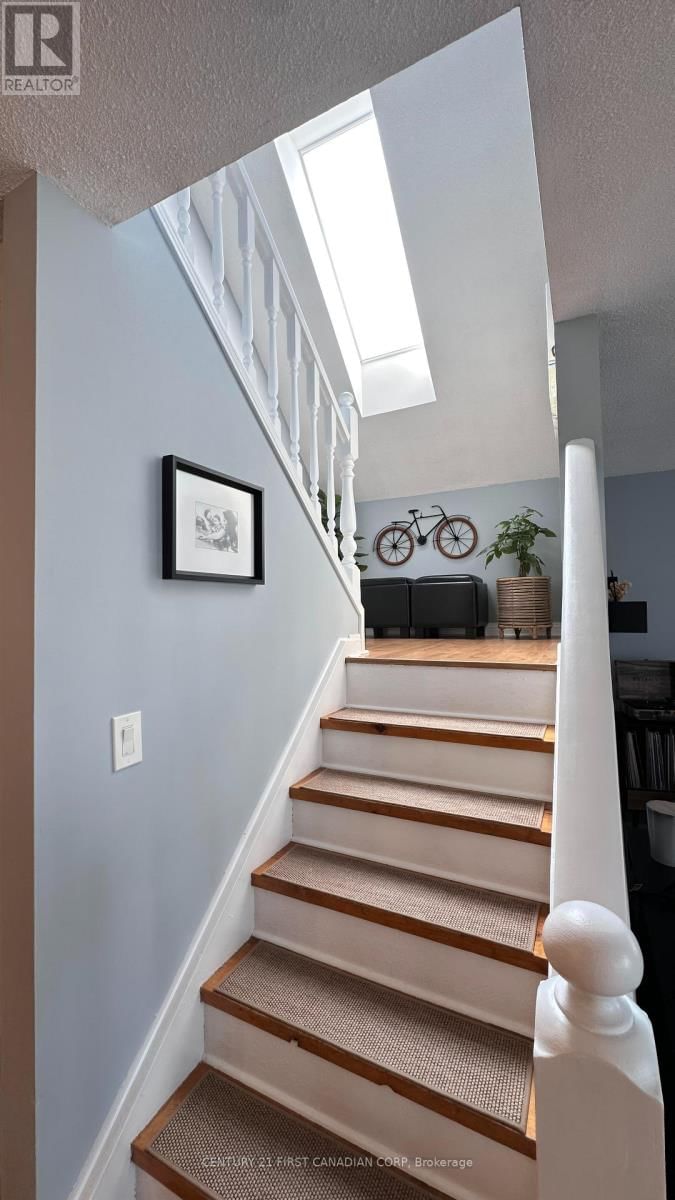 15 CHANCTON CRESCENT Image 10