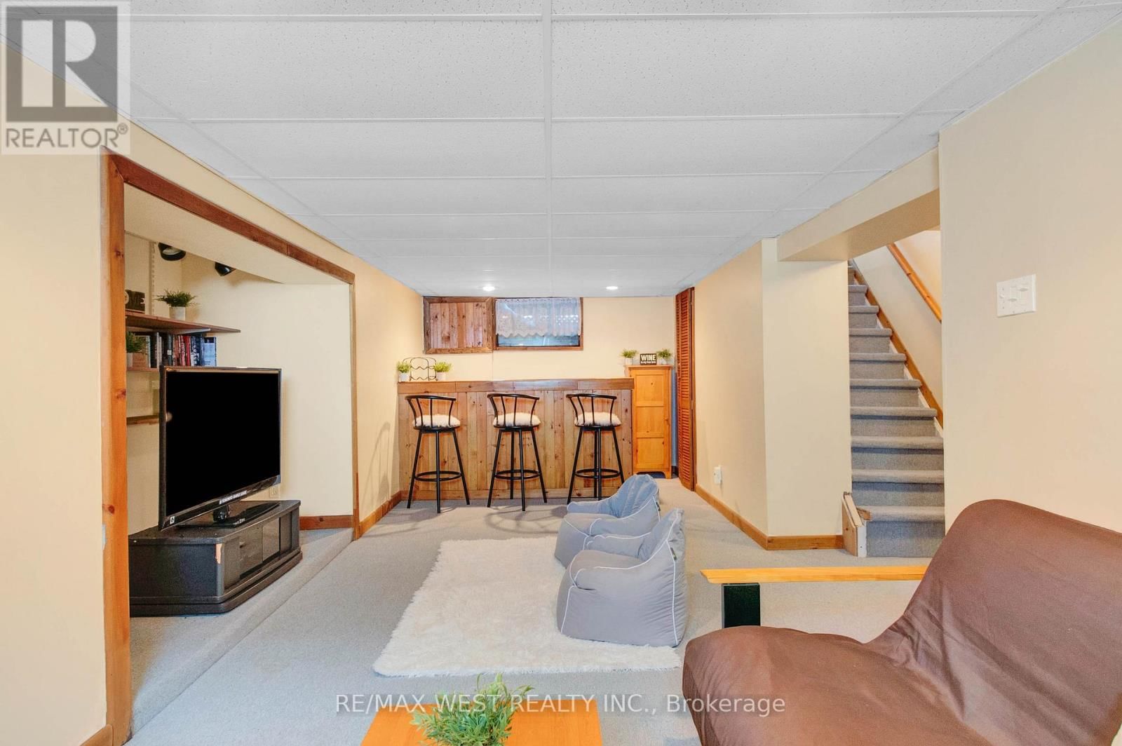 15 MILLWOOD ROAD Image 11