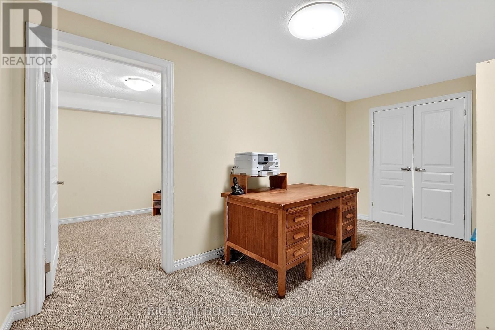 1 - 139 GLENDALE AVENUE Image 36