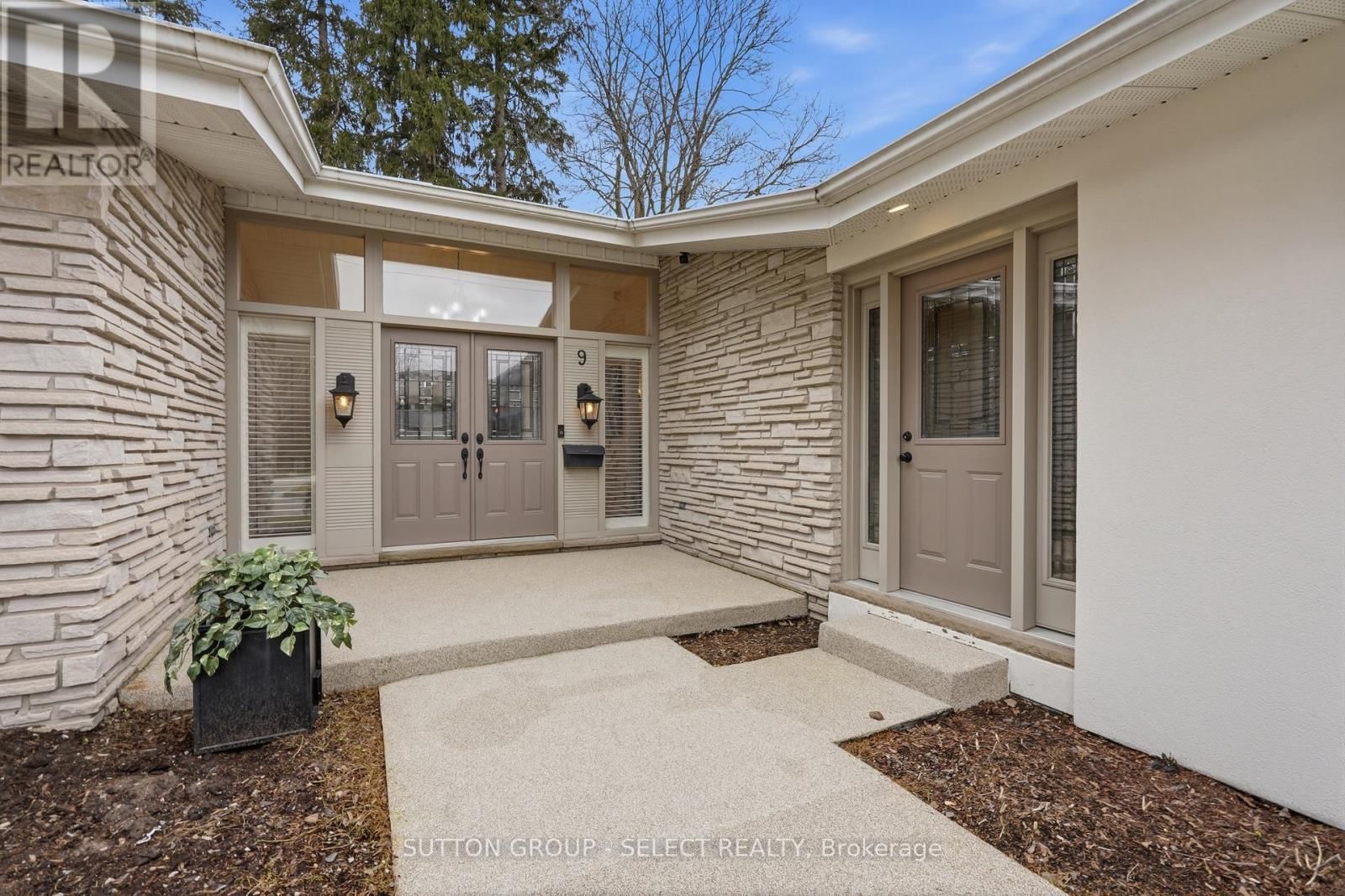 9 NORTHCREST DRIVE Image 3