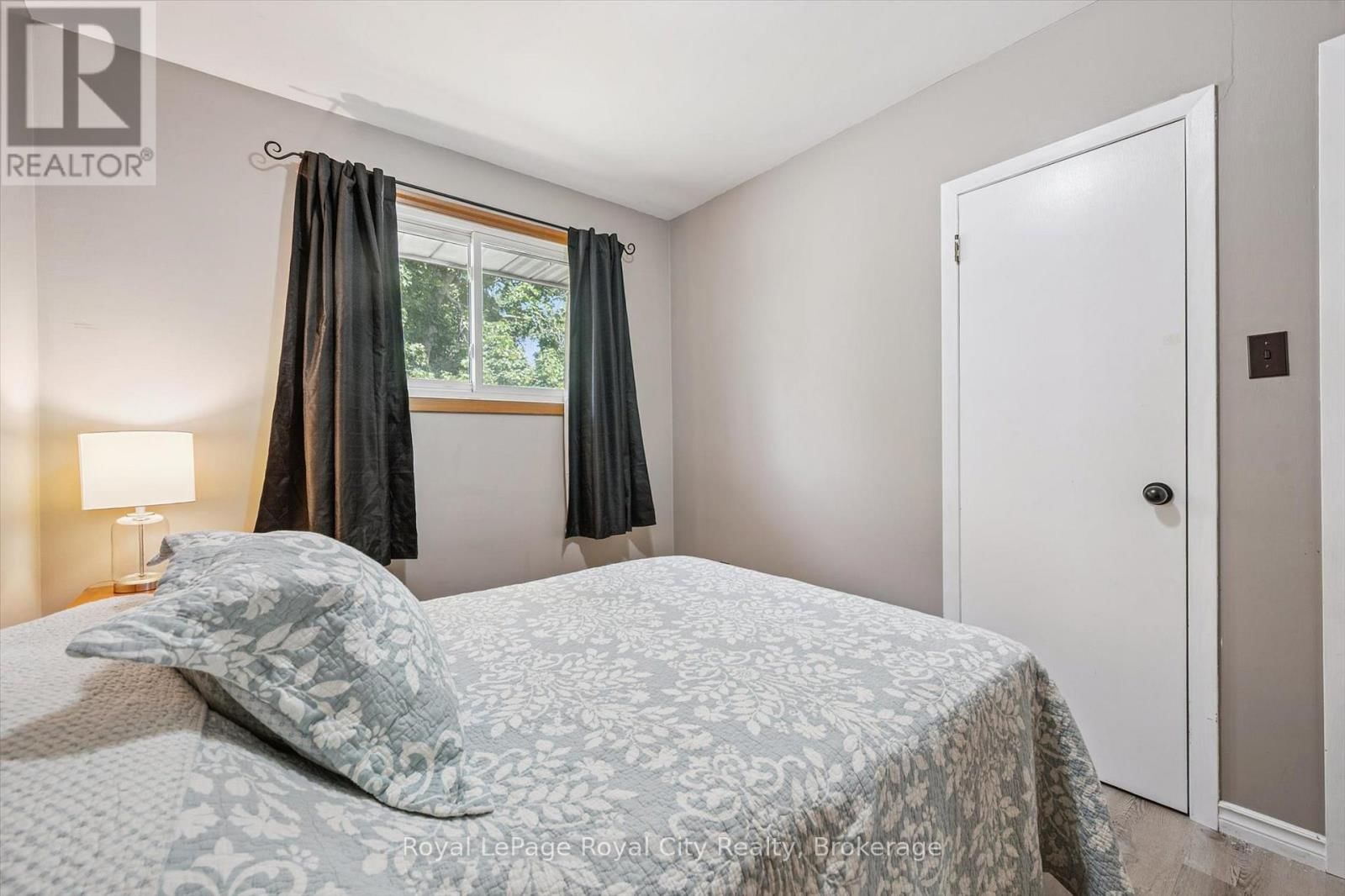 24 JULIA DRIVE Image 19