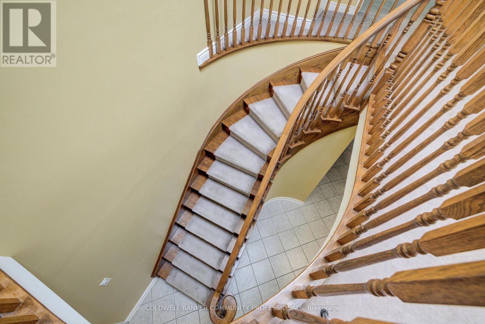 466 DICENZO DRIVE Image 26