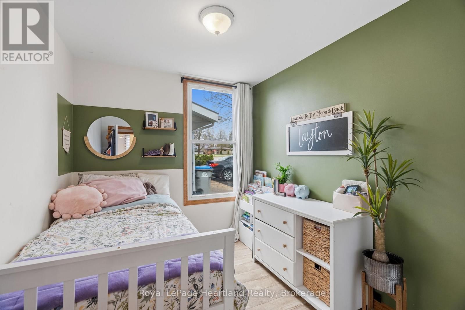 140 RATTENBURY STREET WEST Image 13