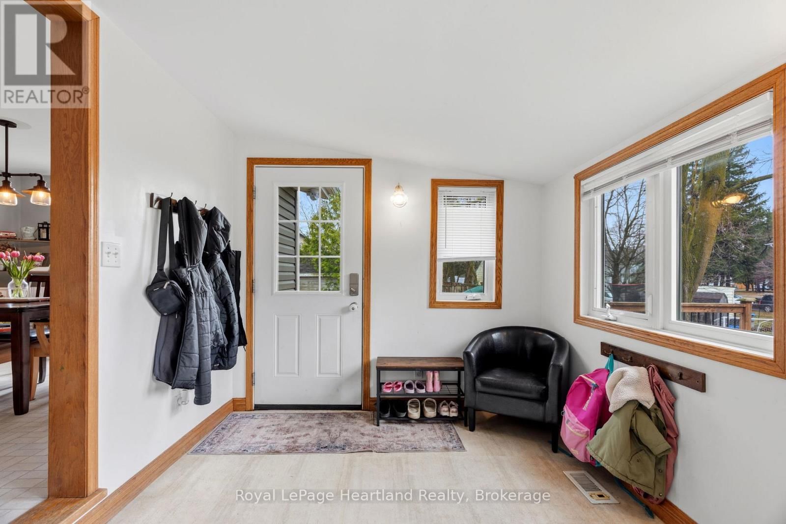 140 RATTENBURY STREET WEST Image 22