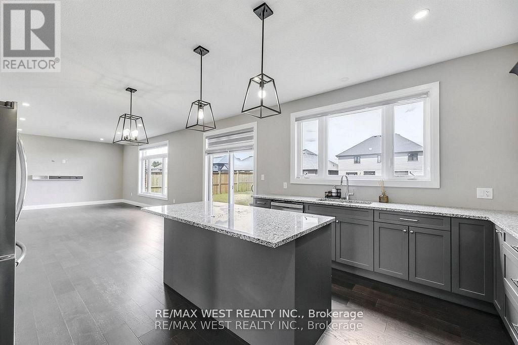 25 GREENBRIER RIDGE Image 10