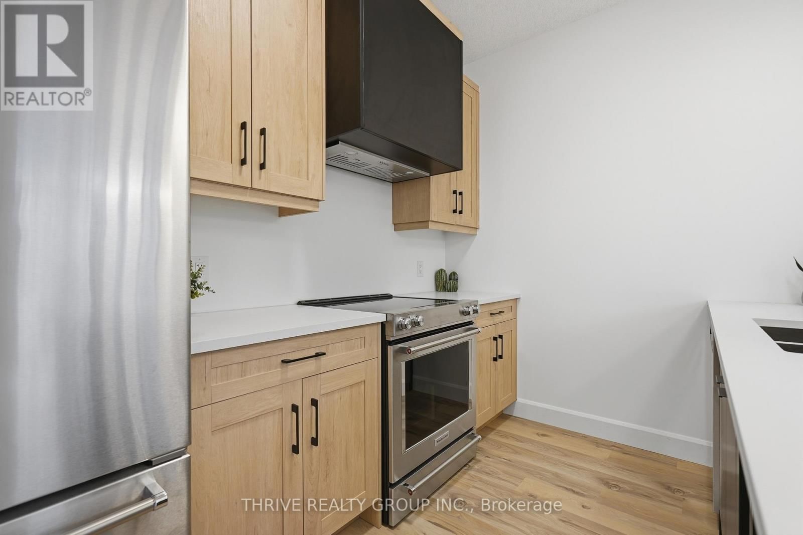 9 - 279 HILL STREET Image 12