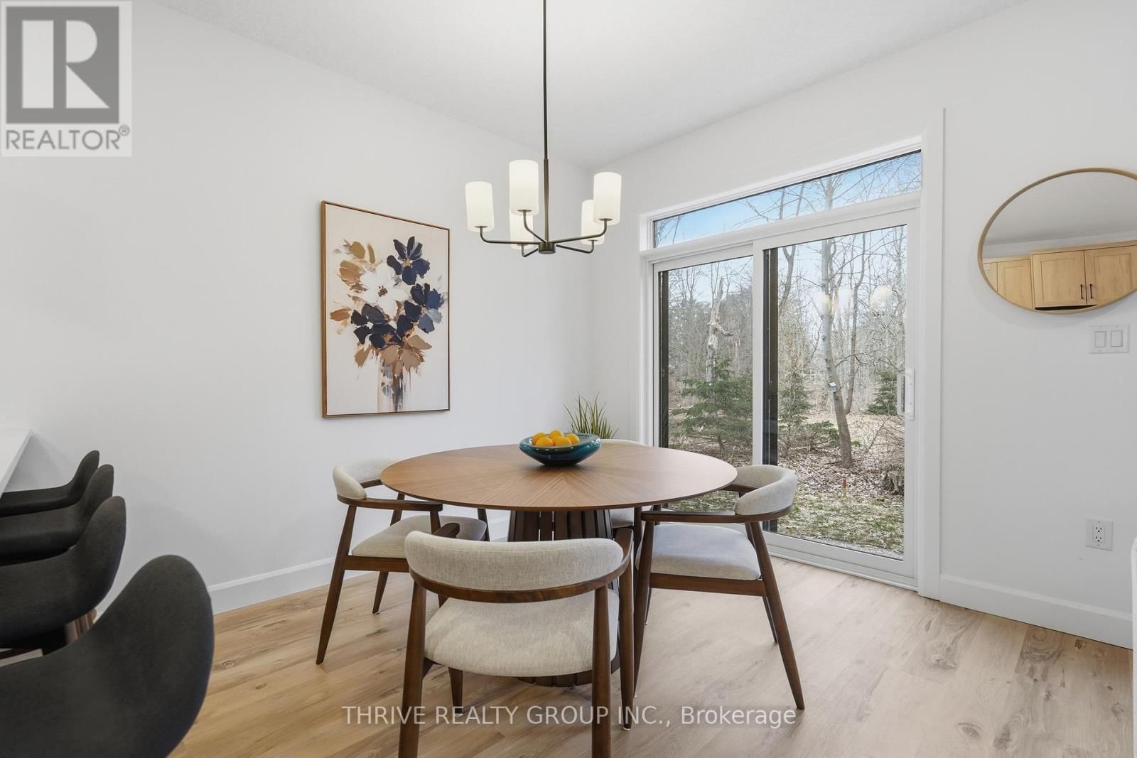 9 - 279 HILL STREET Image 15