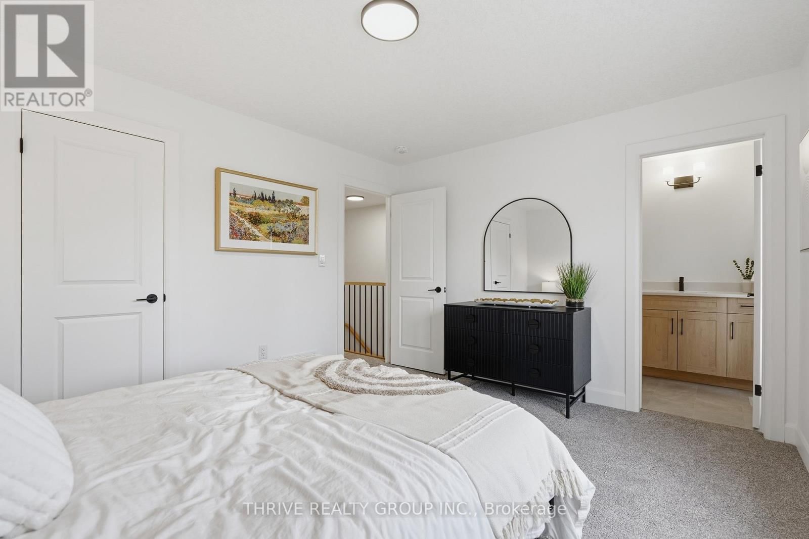 9 - 279 HILL STREET Image 21