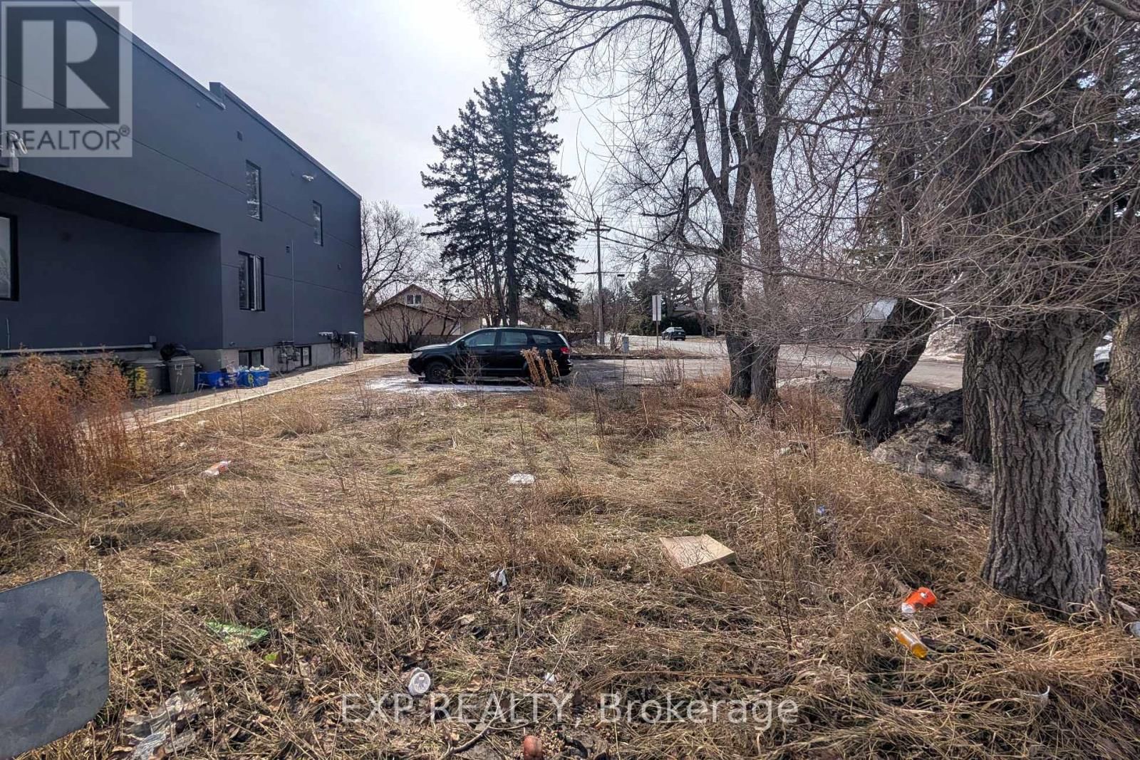 2 PENDER STREET Image 5