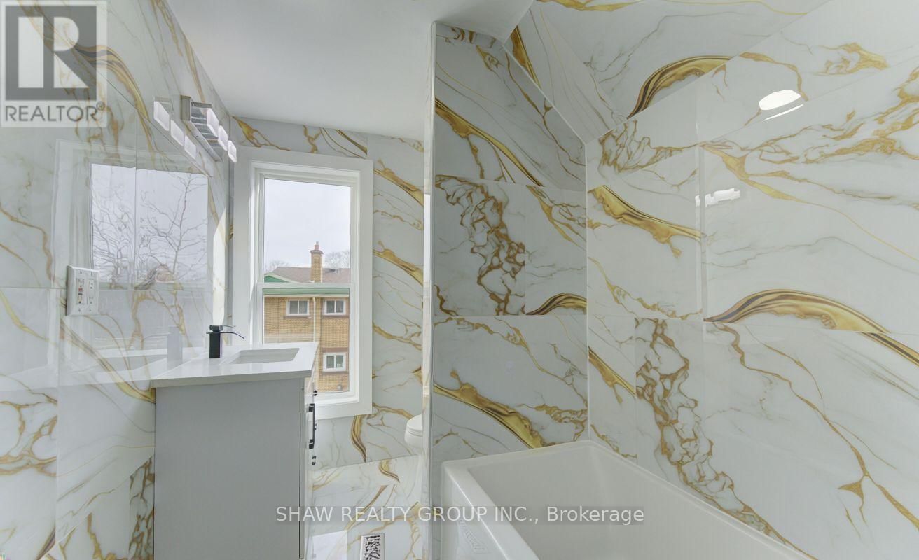 80 LANCASTER STREET WEST Image 27