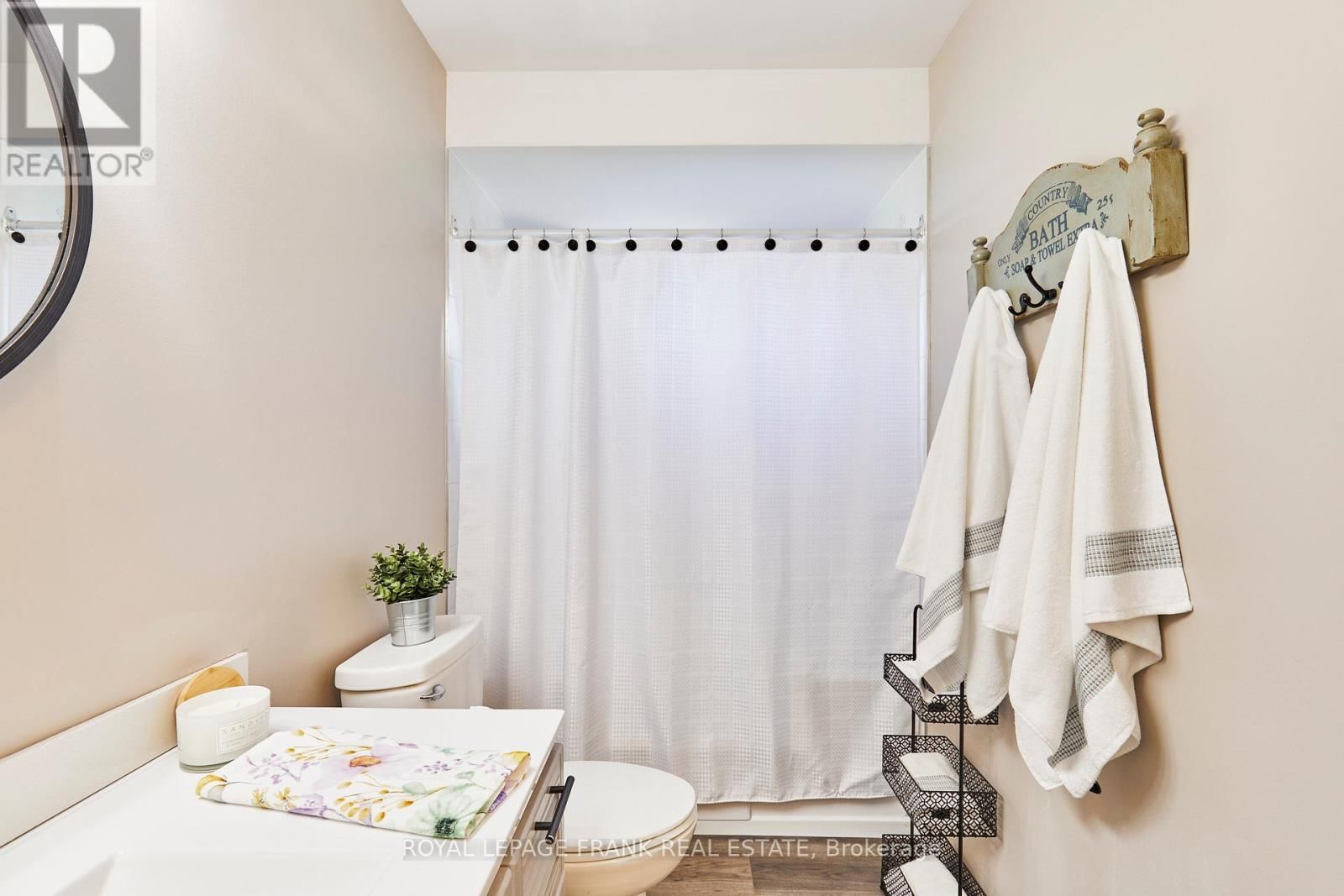 26 WAKEFORD ROAD Image 25