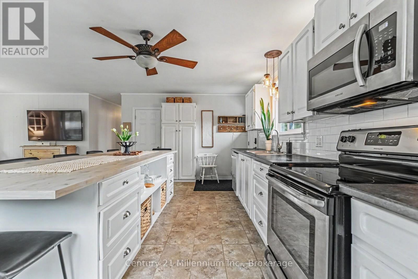 100 SOUTH RANKIN STREET Image 11