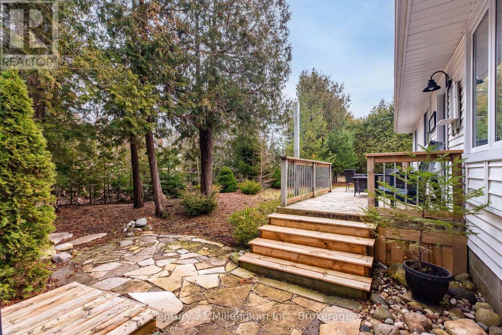 100 SOUTH RANKIN STREET Image 27