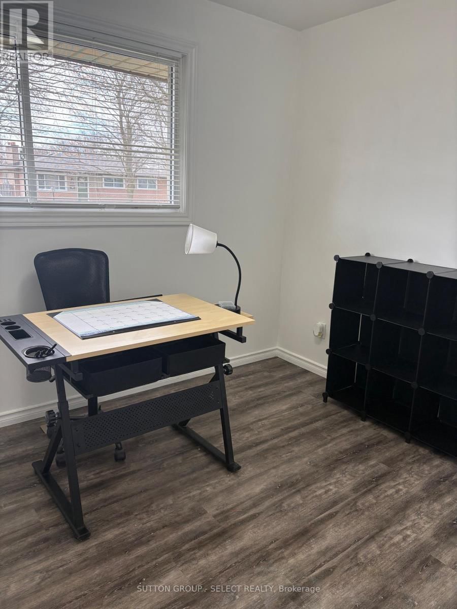 47 APONI CRESCENT Image 10