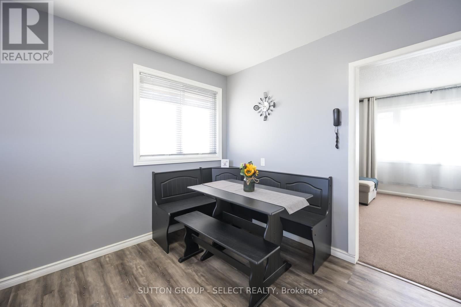 47 APONI CRESCENT Image 8