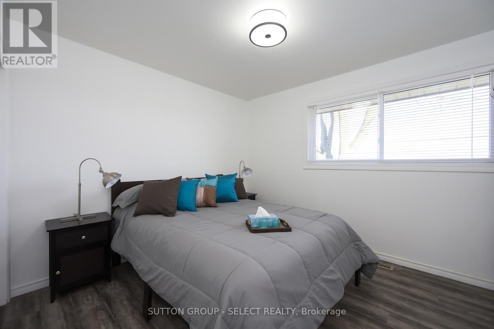 47 APONI CRESCENT Image 9