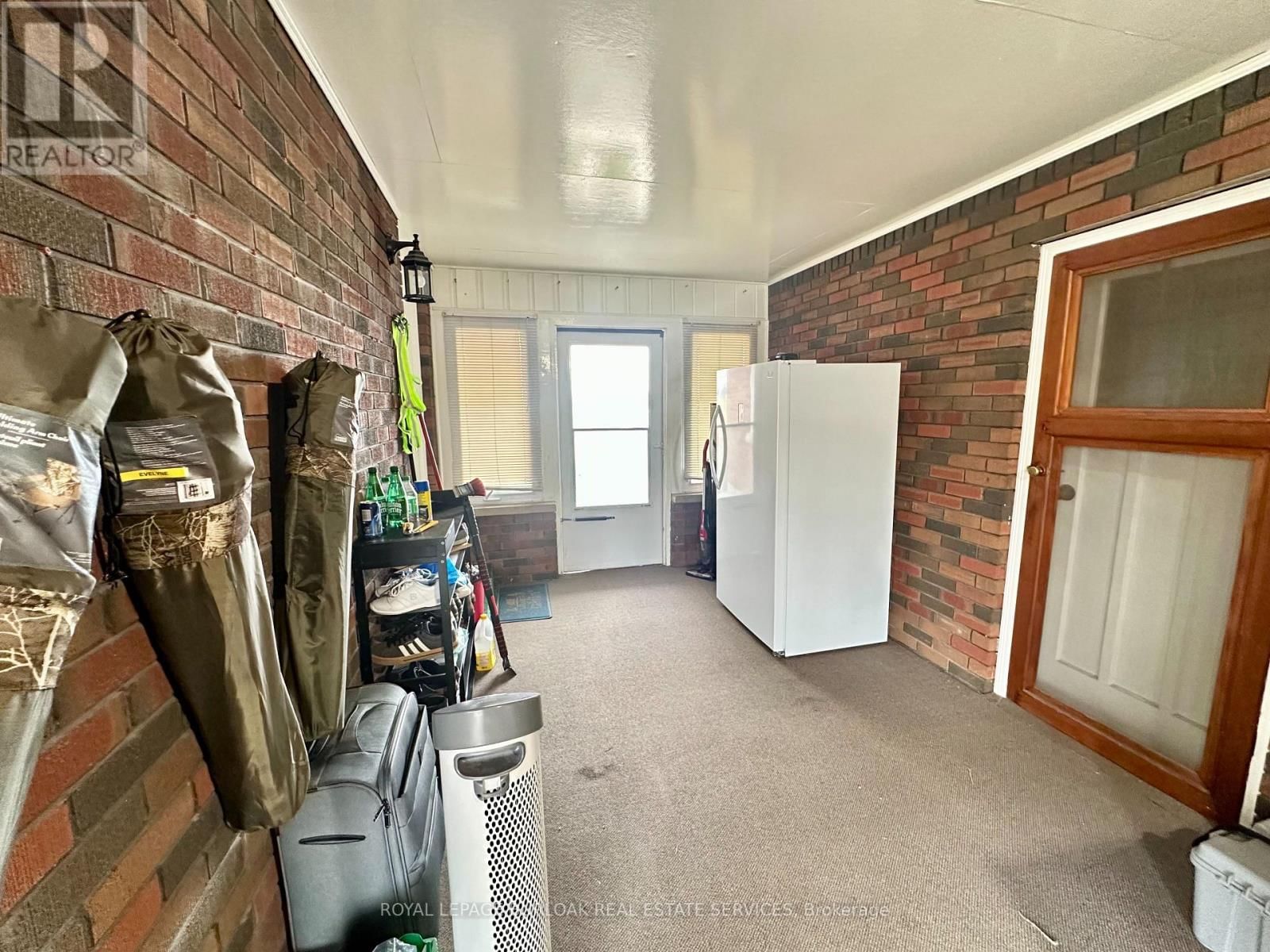 4213 VICTORIA AVENUE Image 22