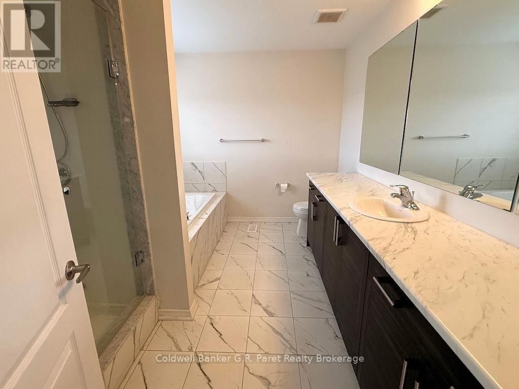 183 ATHENS STREET Image 16