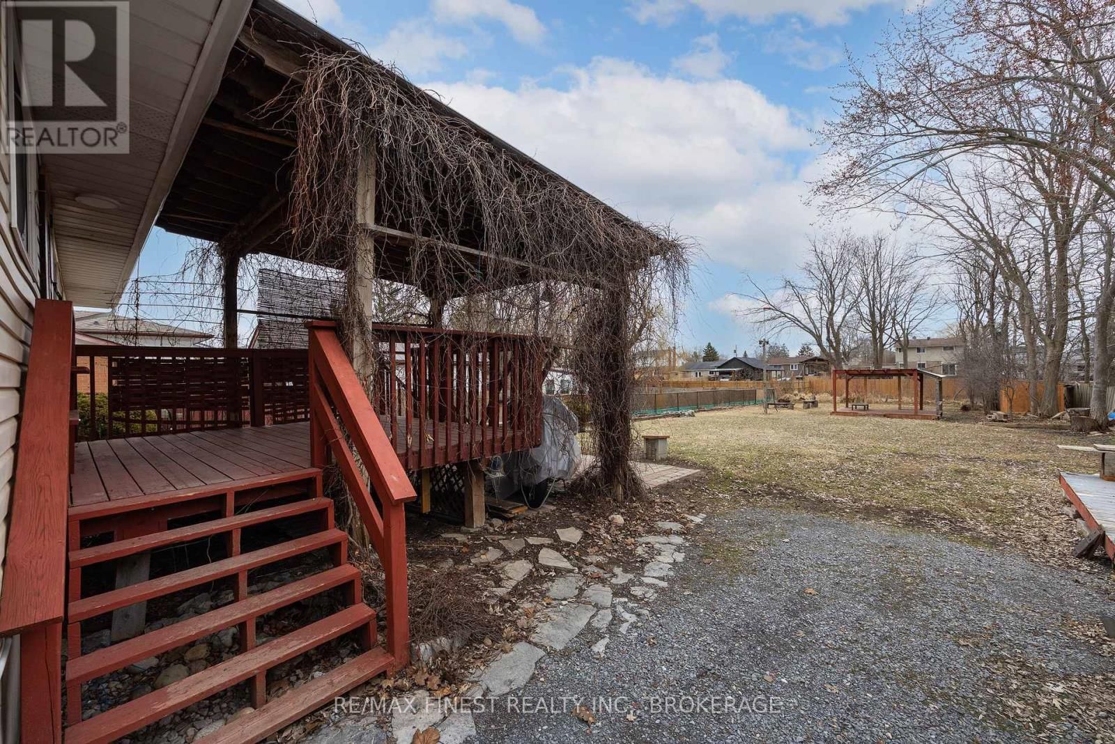 3007 PRINCESS STREET Image 32