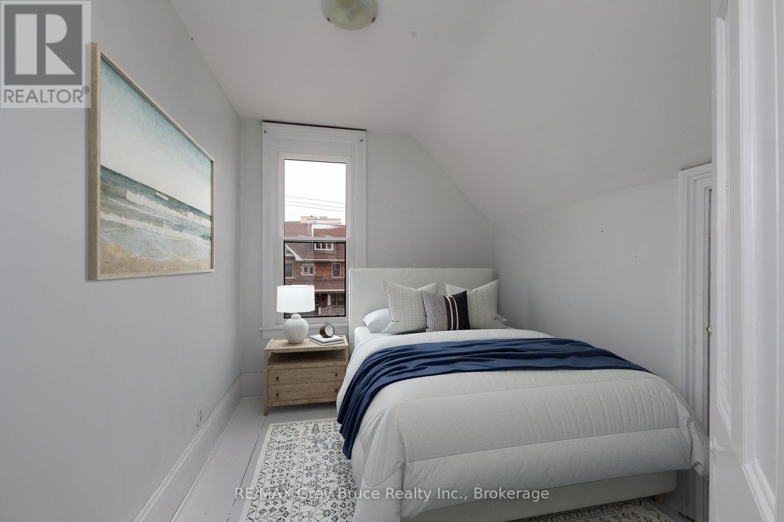 902 2ND AVENUE WEST Image 18