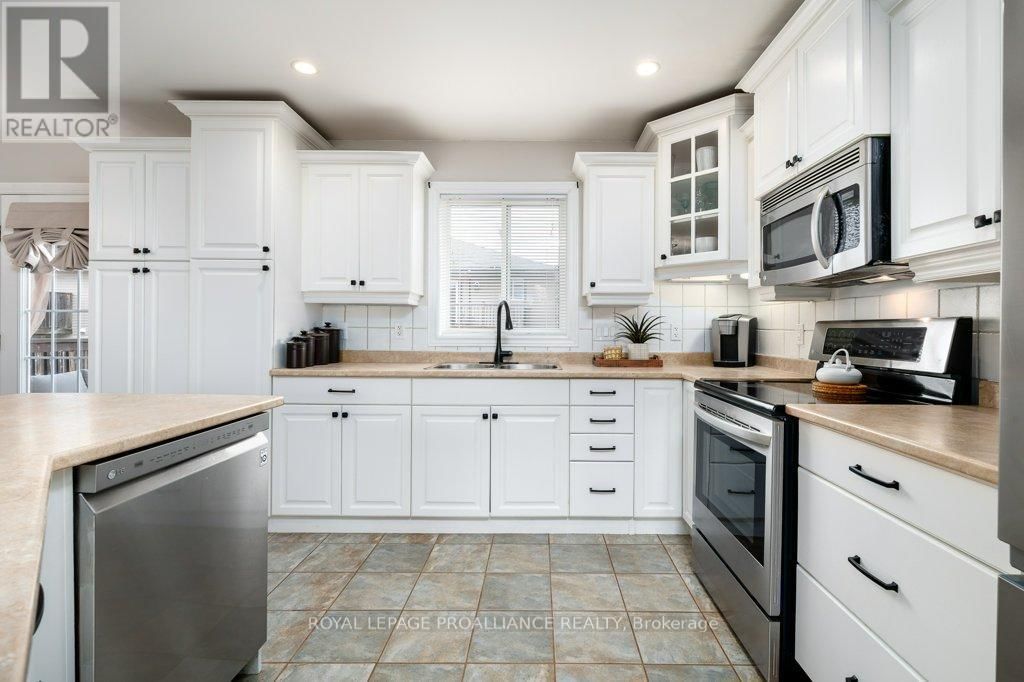 27 FOREST VALLEY DRIVE Image 13