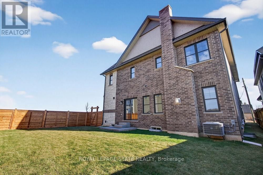 7 - 100 WATERSHORE DRIVE Image 44