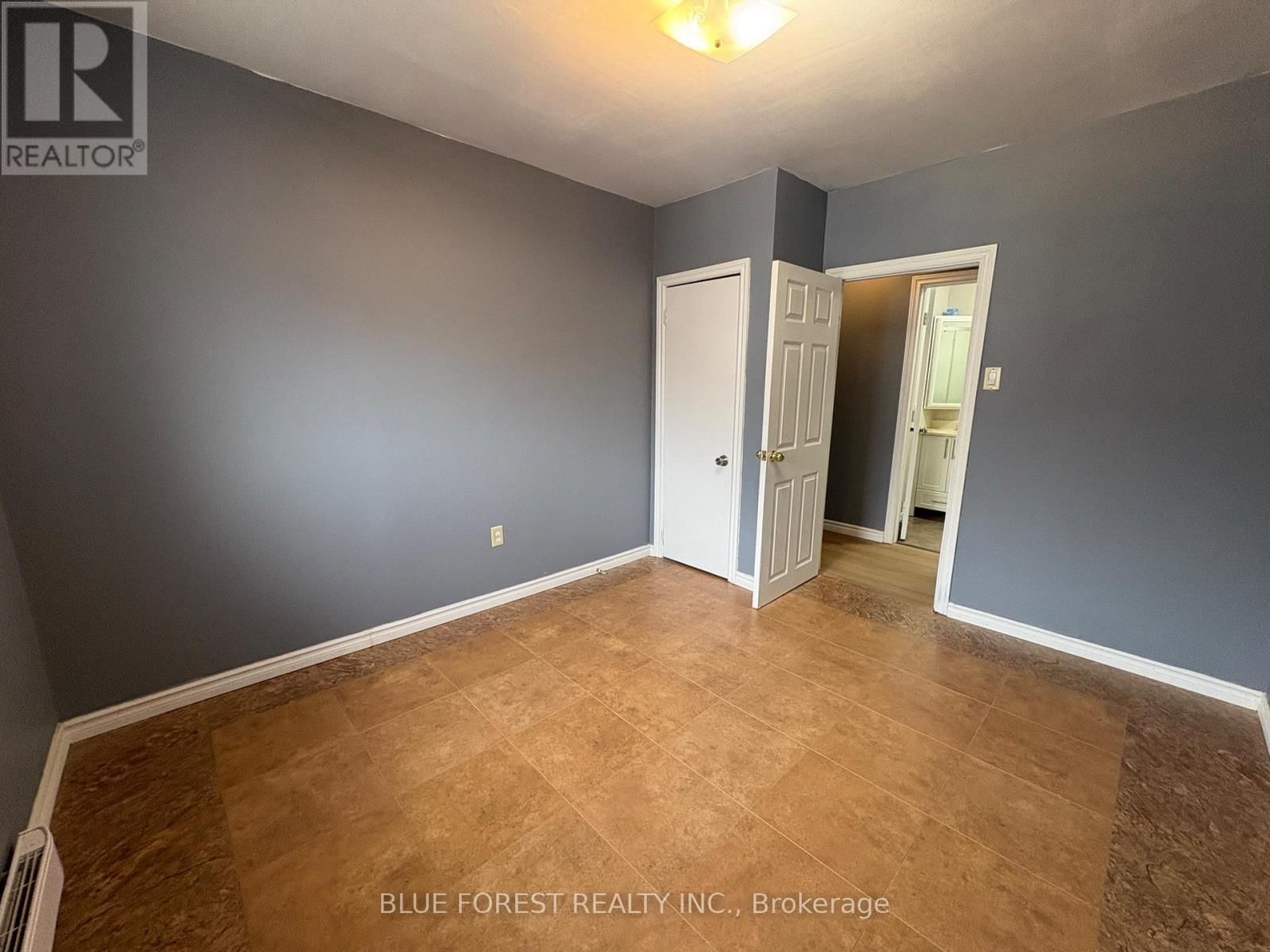 452 HORTON STREET Image 22