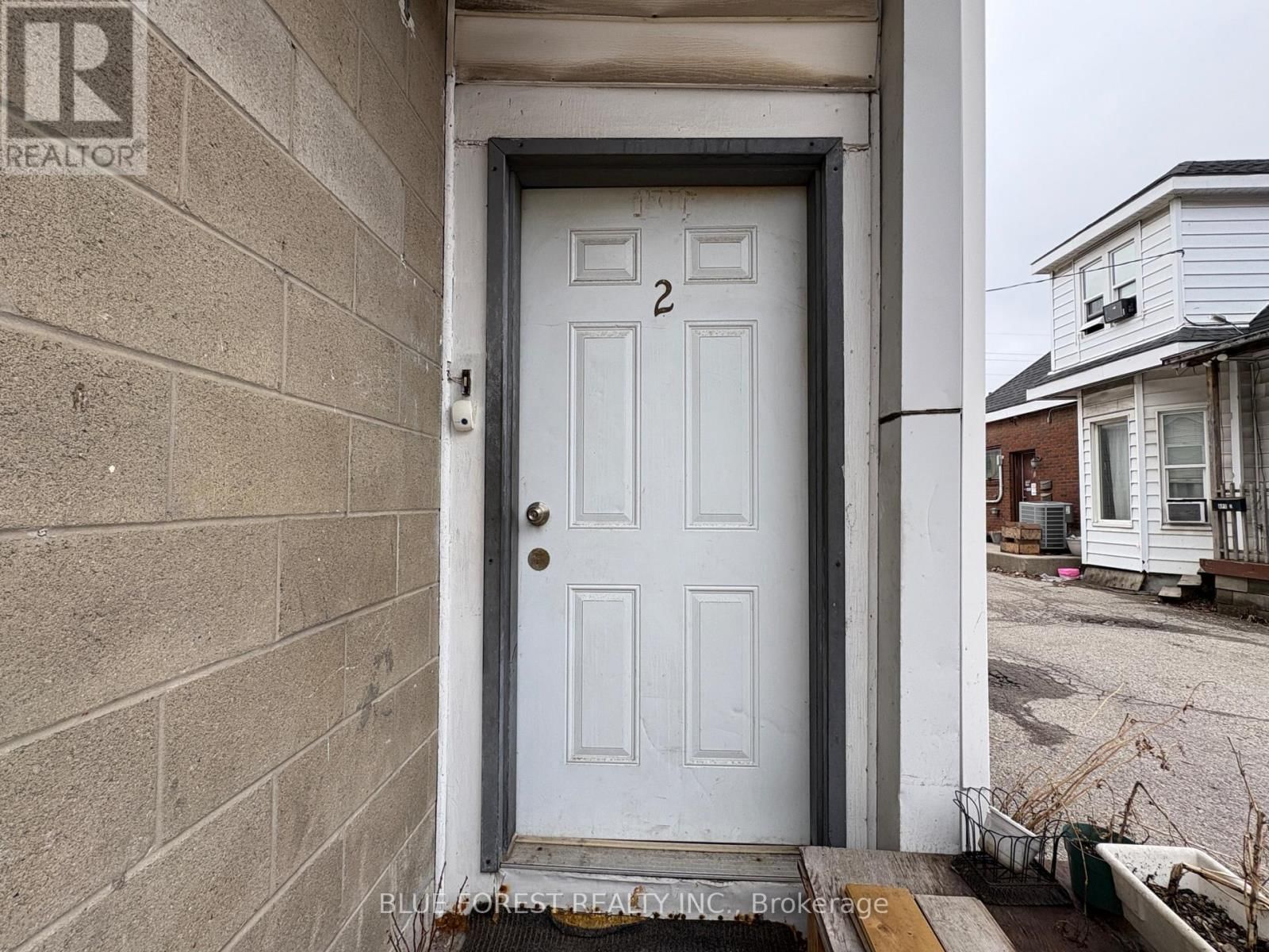 452 HORTON STREET Image 30