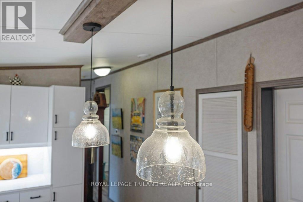 130 - 22790 AMIENS ROAD Image 13