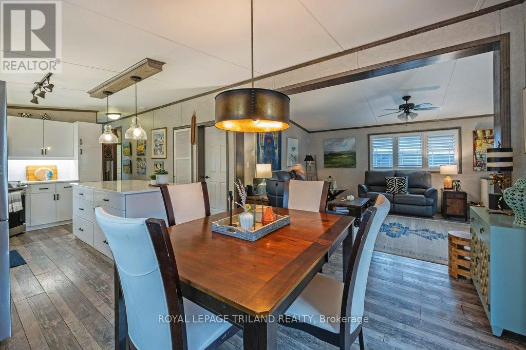 130 - 22790 AMIENS ROAD Image 18