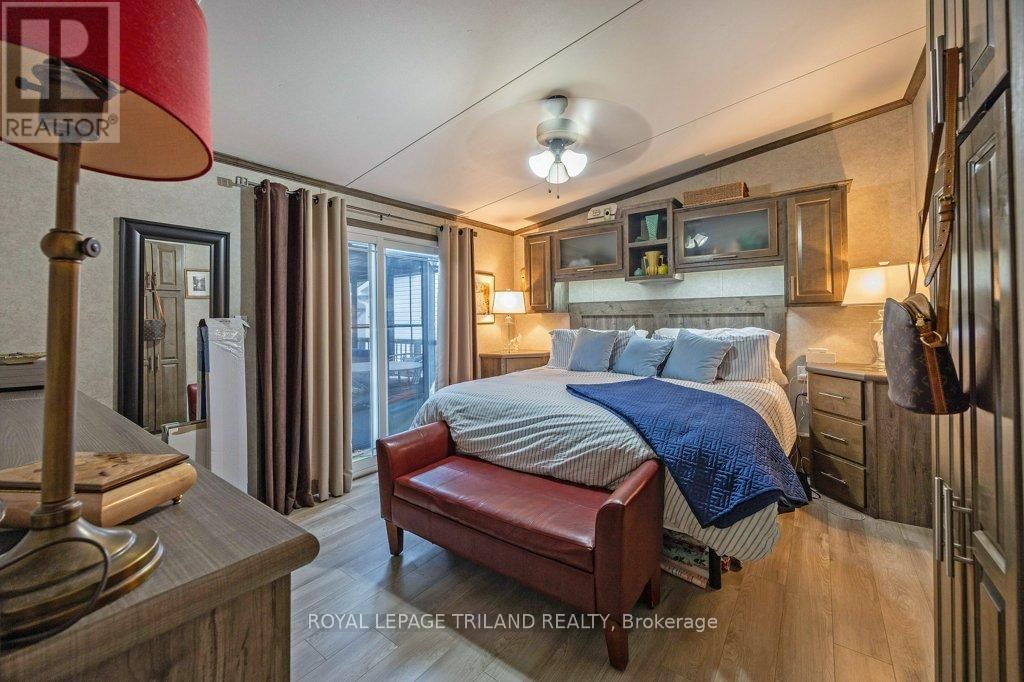 130 - 22790 AMIENS ROAD Image 20