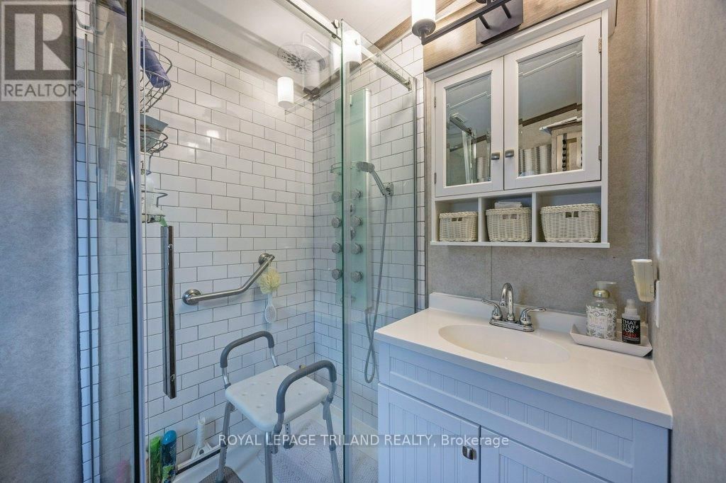 130 - 22790 AMIENS ROAD Image 23