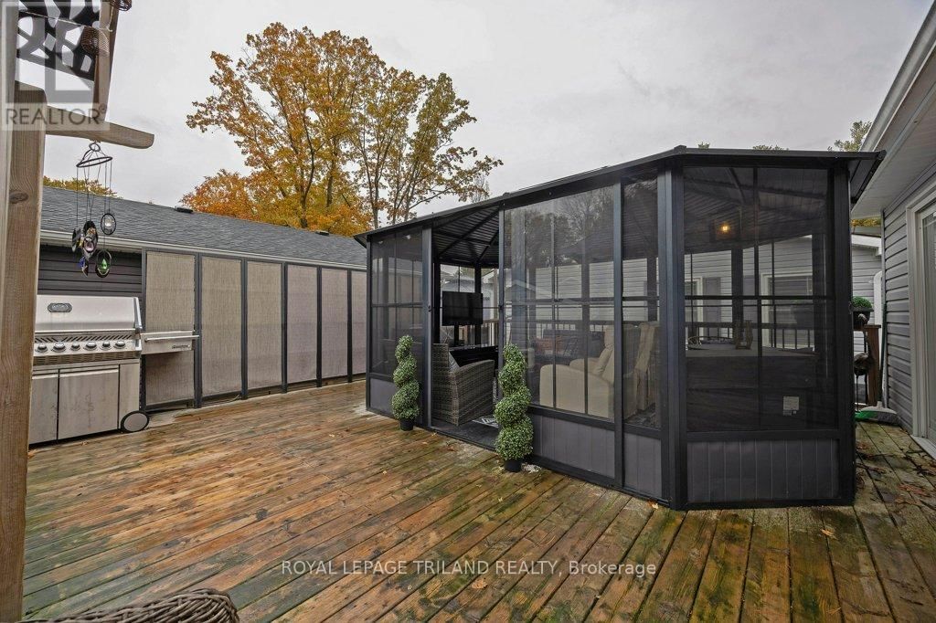 130 - 22790 AMIENS ROAD Image 28