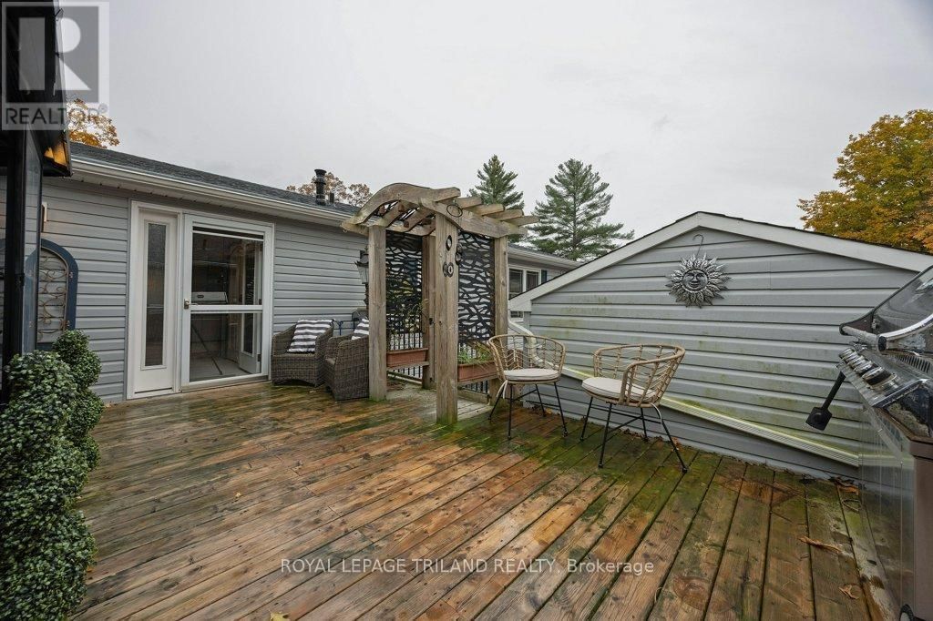 130 - 22790 AMIENS ROAD Image 31