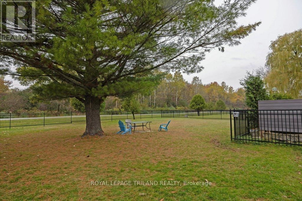 130 - 22790 AMIENS ROAD Image 34