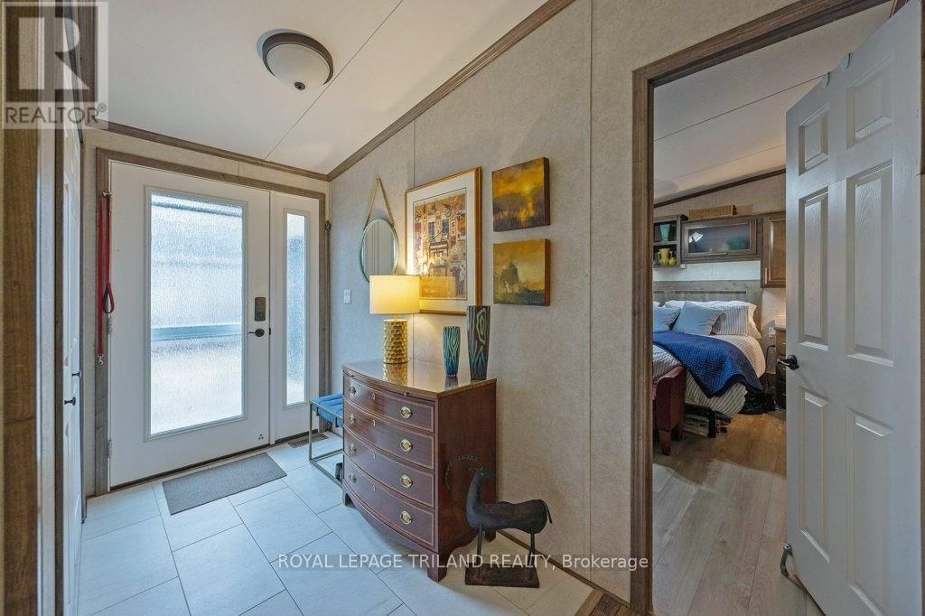 130 - 22790 AMIENS ROAD Image 6